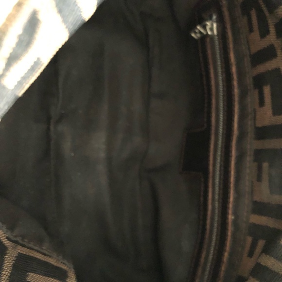 AUTHENTIC RARE FENDI ZUCCA BAGUETTE SHOULDER BAG - Picture 4 of 8